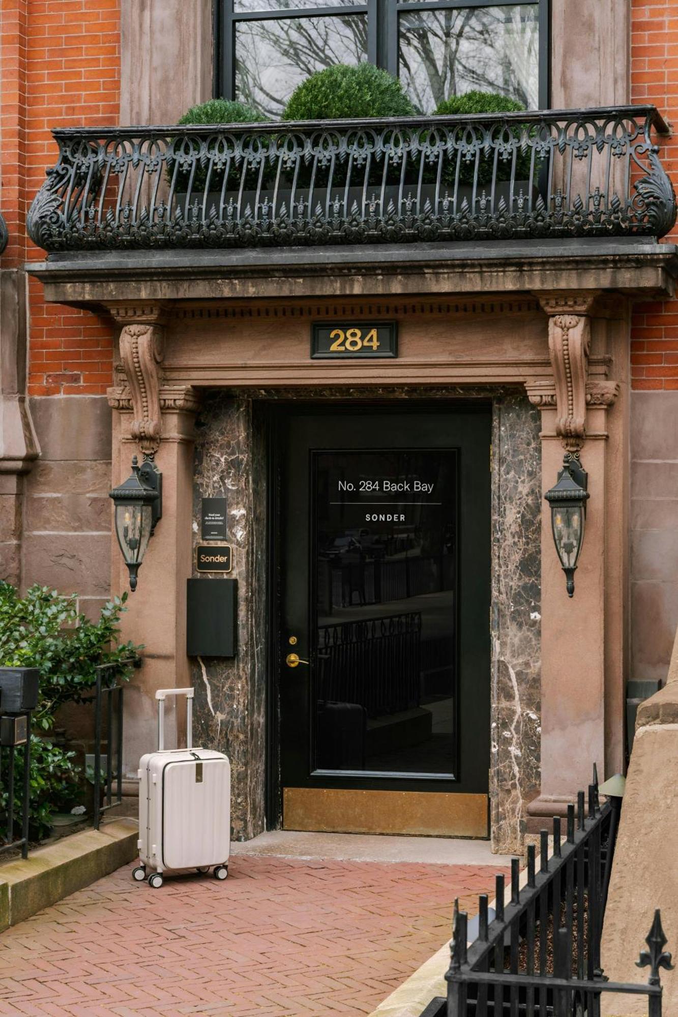 No. 284 Back Bay Hotel, Sonder By Marriott Bonvoy Boston Exterior photo